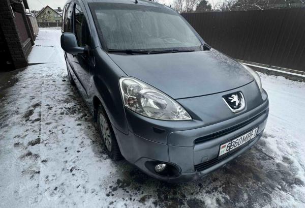 Peugeot Partner, 2010 год выпуска с двигателем Бензин, 23 773 BYN в г. Барановичи