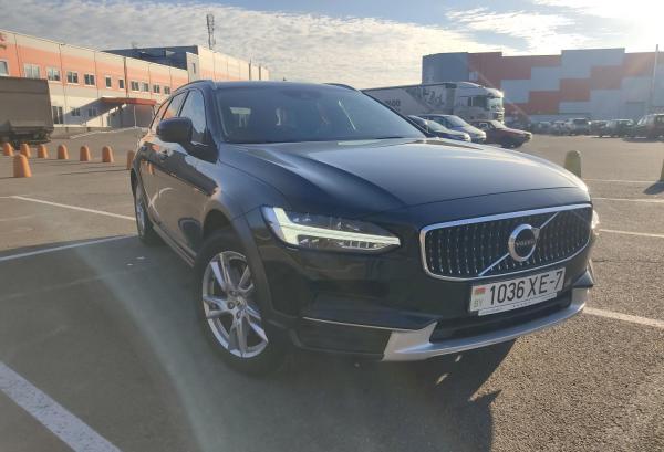 Volvo V90 Cross Country, 2019 год выпуска с двигателем Дизель, 115 688 BYN в г. Минск