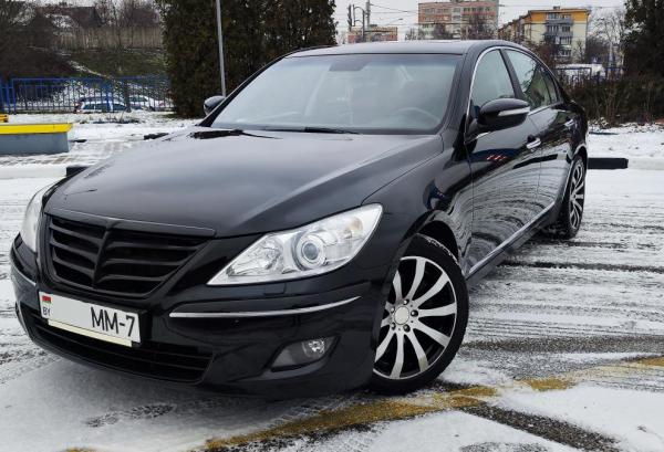 Hyundai Genesis, 2009 год выпуска с двигателем Бензин, 52 074 BYN в г. Минск