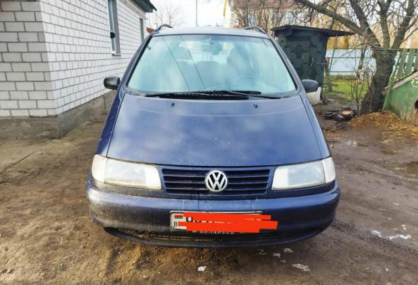 Volkswagen Sharan, 1998 год выпуска с двигателем Газ/бензин, 15 623 BYN в г. Лунинец