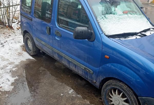 Renault Kangoo, 1998 год выпуска с двигателем Бензин, 10 245 BYN в г. Орша