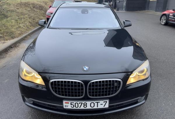 BMW 7 серия, 2010 год выпуска с двигателем Дизель, 71 399 BYN в г. Минск