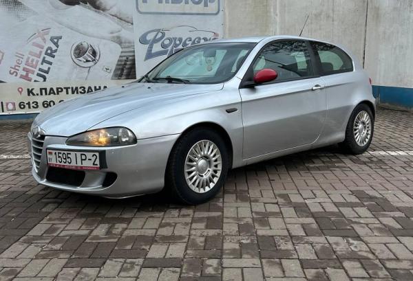 Alfa Romeo 147, 2005 год выпуска с двигателем Бензин, 14 305 BYN в г. Витебск