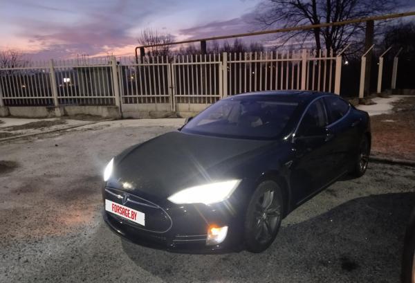 Tesla Model S, 2015 год выпуска с двигателем Электро, 59 766 BYN в г. Минск