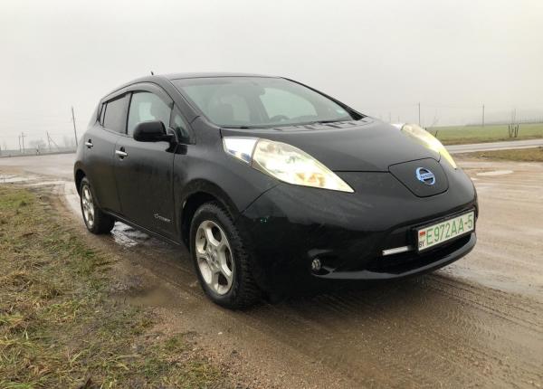 Nissan Leaf, 2013 год выпуска с двигателем Электро, 22 095 BYN в г. Минск