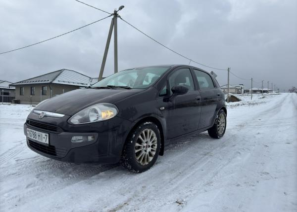 Fiat Punto, 2009 год выпуска с двигателем Бензин, 20 530 BYN в г. Дзержинск