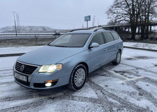 Volkswagen Passat, 2009 год выпуска с двигателем Бензин, 25 692 BYN в г. Минск