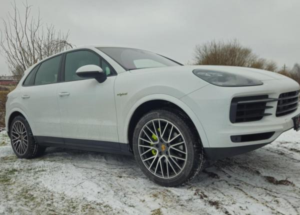 Porsche Cayenne, 2019 год выпуска с двигателем Гибрид, 339 112 BYN в г. Минск