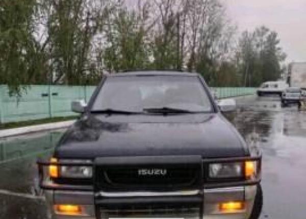 Isuzu Rodeo, 1997 год выпуска с двигателем Бензин, 6 992 BYN в г. Слуцк