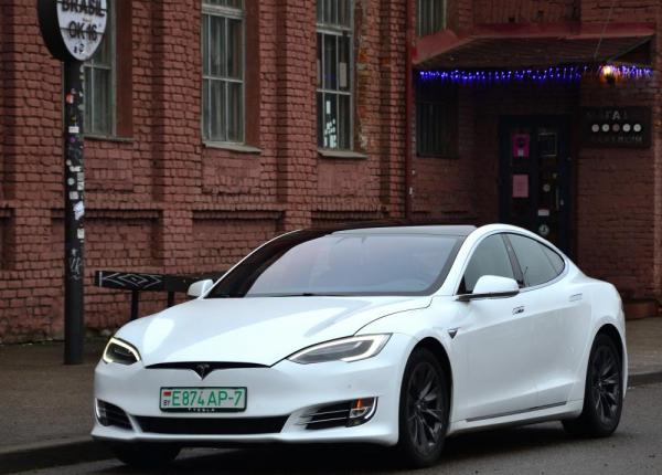 Tesla Model S, 2018 год выпуска с двигателем Электро, 84 097 BYN в г. Минск