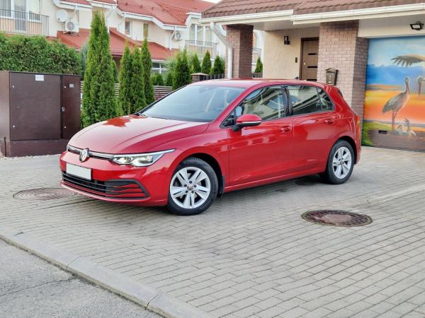 Volkswagen Golf, 2021 год выпуска с двигателем Газ/бензин, 76 070 BYN в г. Минск