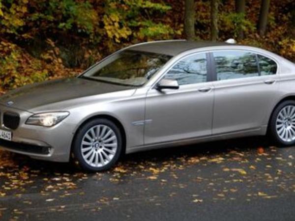 BMW 7 серия, 2009 год выпуска с двигателем Дизель, 75 074 BYN в г. Минск