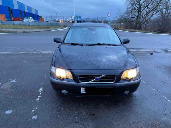 Volvo S60, 2002 год выпуска с двигателем Бензин, 23 661 BYN в г. Минск