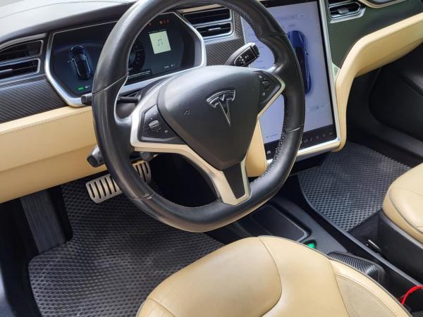 Tesla Model S, 2013 год выпуска с двигателем Электро, 57 286 BYN в г. Минск