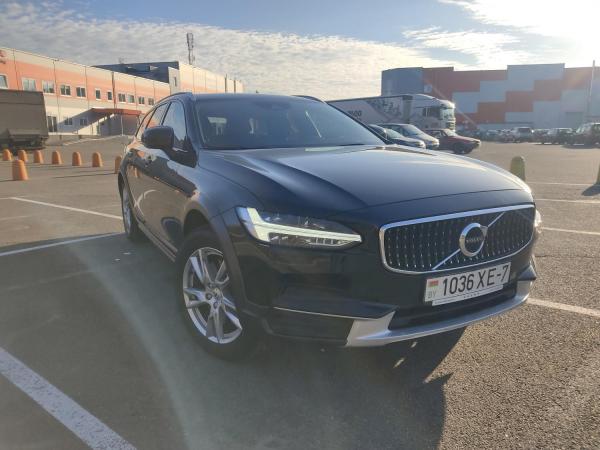 Volvo V90 Cross Country, 2019 год выпуска с двигателем Дизель, 115 688 BYN в г. Минск