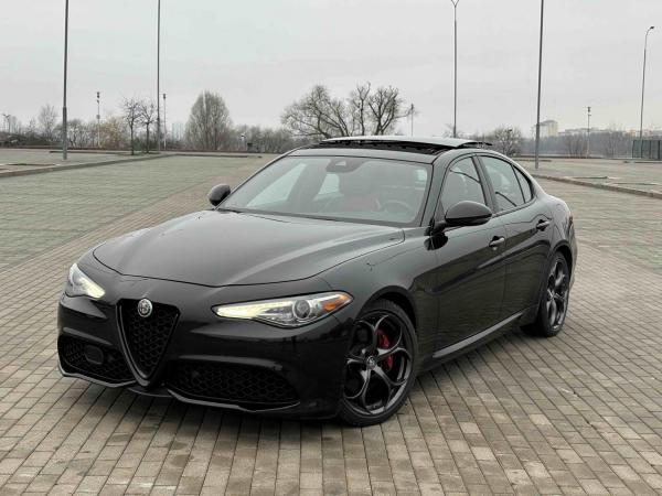 Alfa Romeo Giulia, 2021 год выпуска с двигателем Бензин, 109 466 BYN в г. Минск