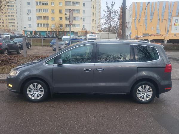 Volkswagen Sharan, 2013 год выпуска с двигателем Дизель, 62 663 BYN в г. Минск