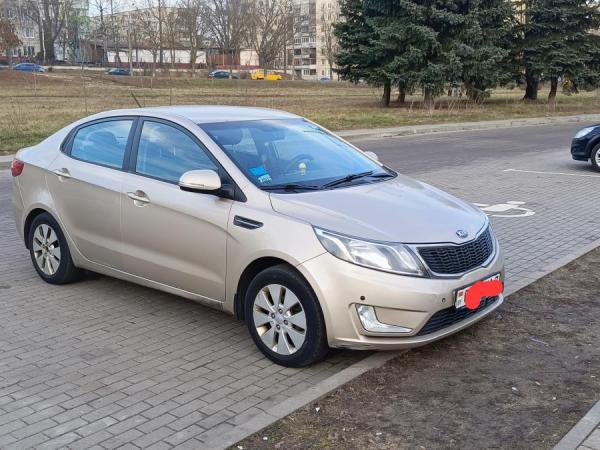 Kia Rio, 2013 год выпуска с двигателем Газ/бензин, 26 606 BYN в г. Минск