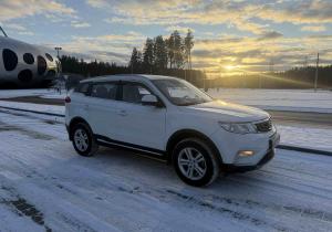 Geely Atlas в лизинг