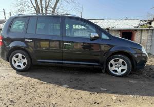 Volkswagen Touran в лизинг