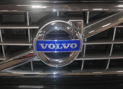 Фото Volvo XC90