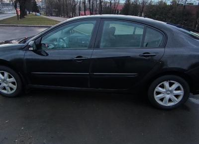 Фото Renault Laguna