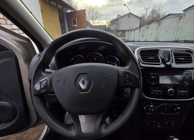 Фото Renault Sandero