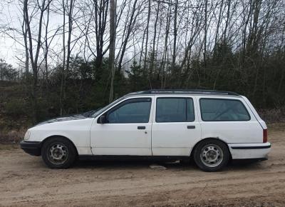 Фото Ford Sierra