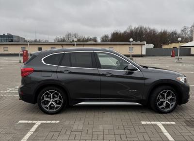 Фото BMW X1