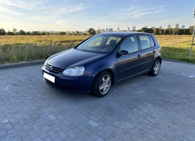 Фото Volkswagen Golf