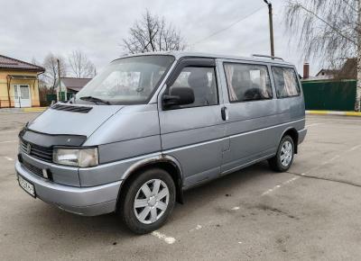 Фото Volkswagen Transporter