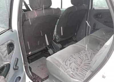 Фото Renault Scenic