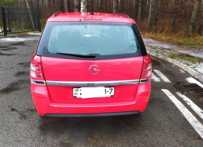 Фото Opel Zafira