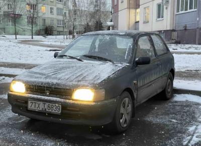 Фото Toyota Starlet