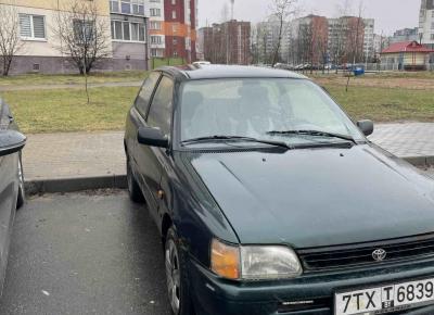 Фото Toyota Starlet