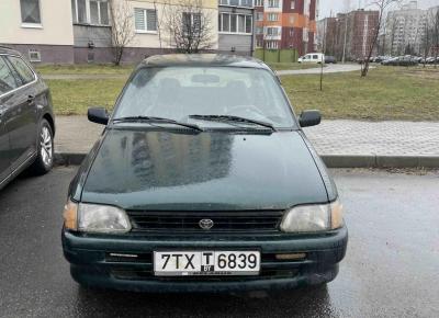 Фото Toyota Starlet