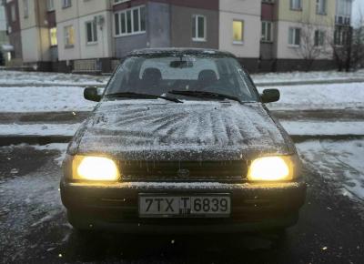 Фото Toyota Starlet