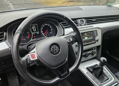 Фото Volkswagen Passat