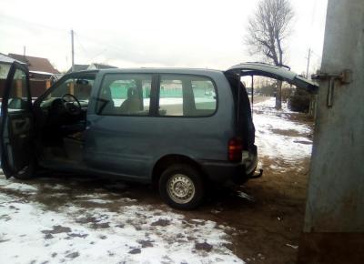 Фото Nissan Serena