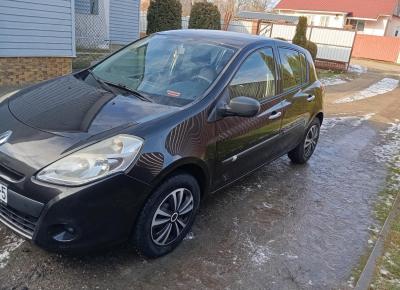 Фото Renault Clio