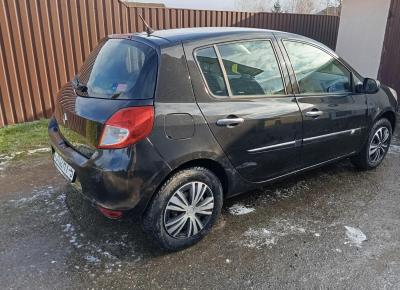 Фото Renault Clio