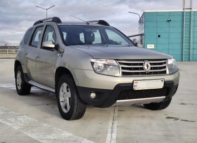 Фото Renault Duster