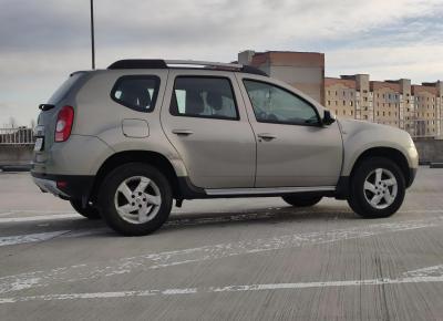 Фото Renault Duster