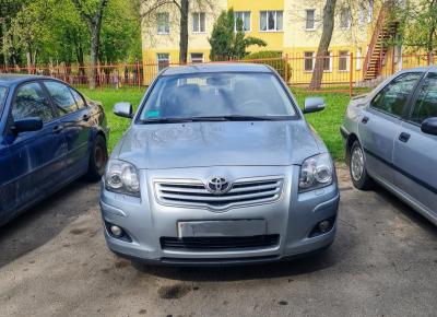 Фото Toyota Avensis