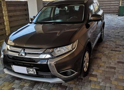 Фото Mitsubishi Outlander