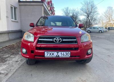 Фото Toyota RAV4