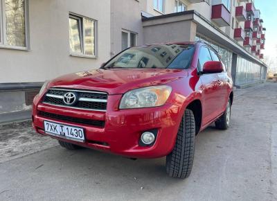 Фото Toyota RAV4