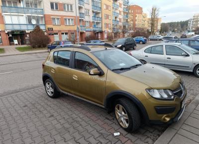 Фото Renault Sandero