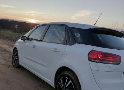 Фото Citroen C4 Picasso