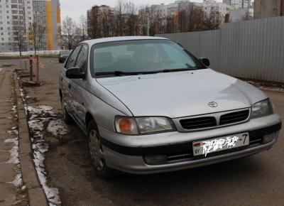 Фото Toyota Carina